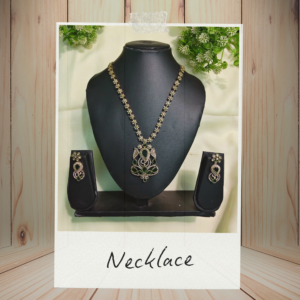 Emerald Elegance Necklace Set